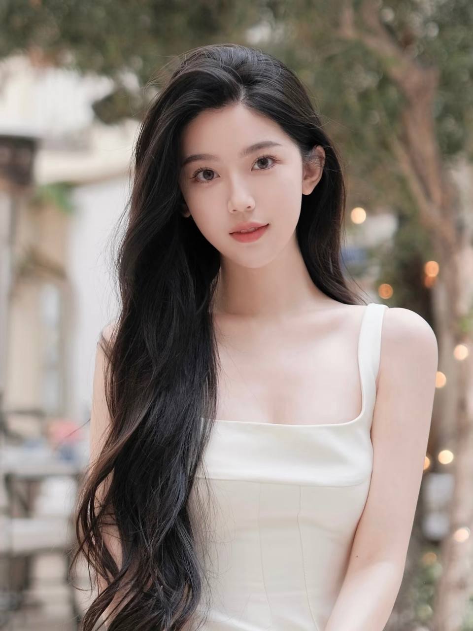 谁在混排关灯 2024 美国在线观看